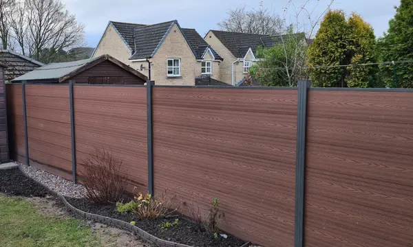 low-maintenance-composite-fencing